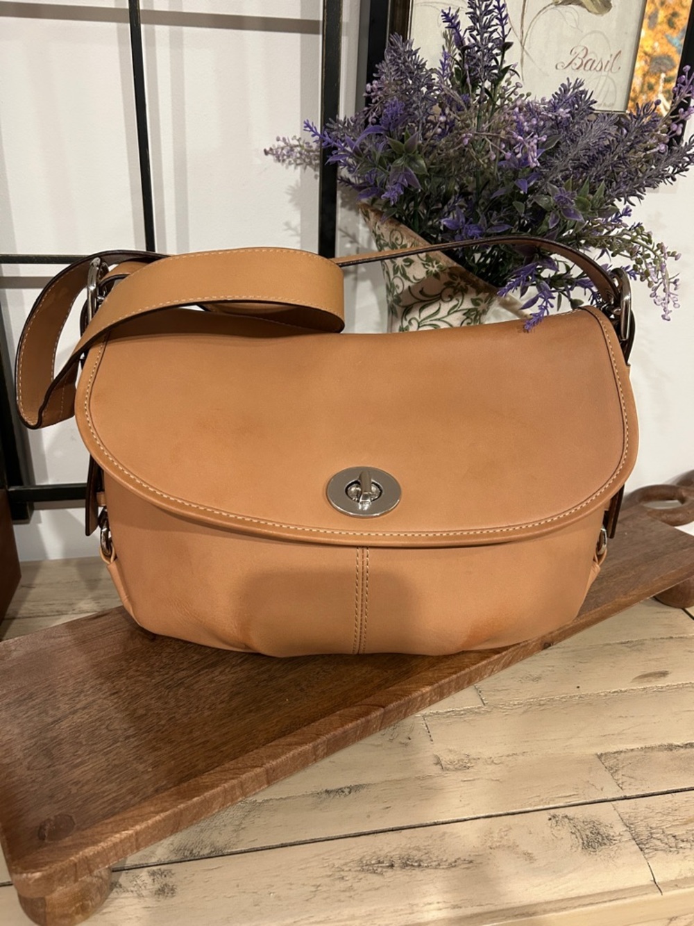 Coach Tan Leather Turnlock Shoulder Bag with Coach Tag
